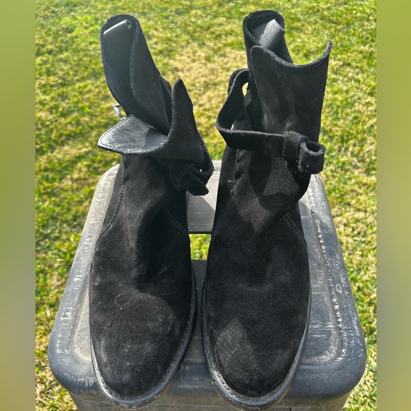 Men’s Thursday Boot co. Suede buckle boots size - 9 - Picture 1 of 5